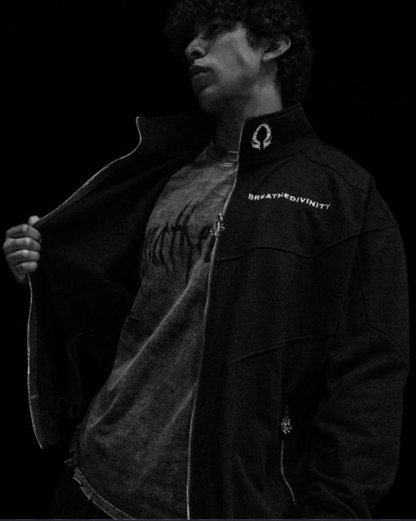 Captura de pantalla 2026-06-09 124903 Panelled Jacket (Void Black)