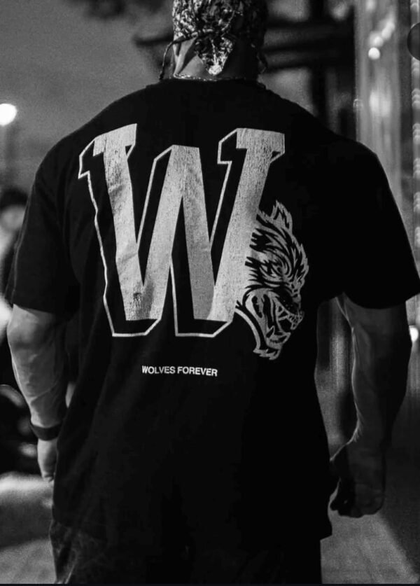 WOLVES FOREVER TEE