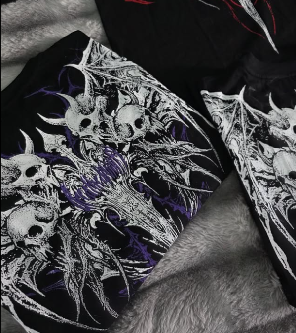 Captura de pantalla 2026-07-30 205710 BD Gargoyle Over T-Shirt