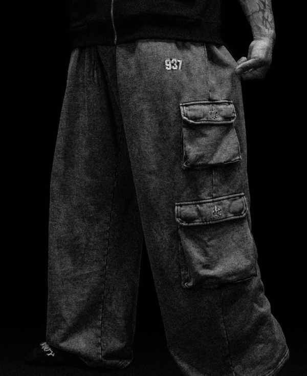 Captura de pantalla 2026-06-09 191939 937 Luxury Cargos (Vintage)