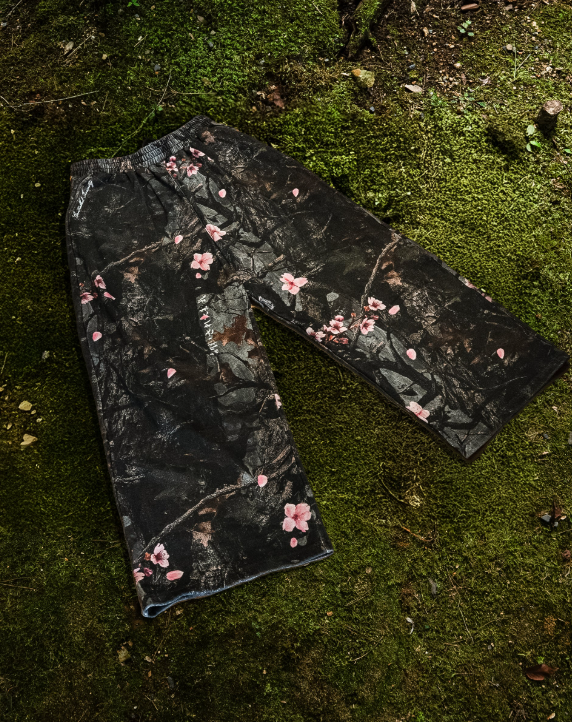 Captura de pantalla 2026-09-19 134146 Cherry Blossom Sweats